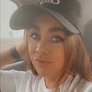 Meet your Posher, Tayler